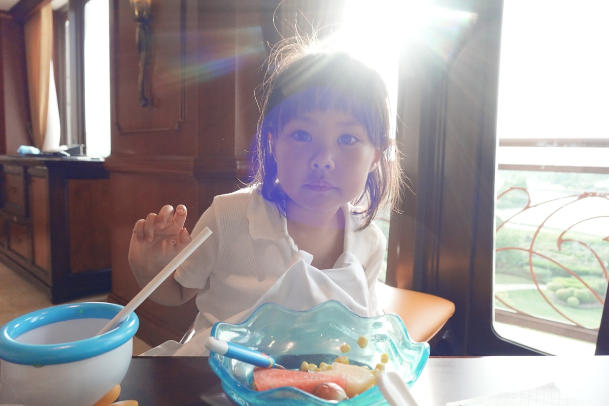 Family preparing healthy meals together